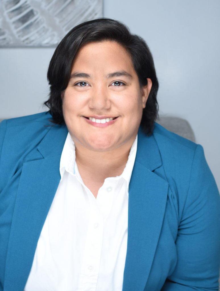 About 2 Tatiana Mireles